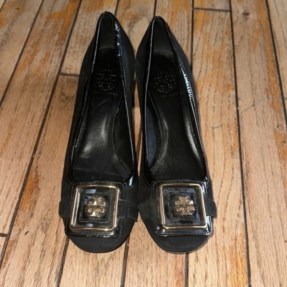 Tory Burch Julian Suede Chunky Block Heel Pumps in Black Size 6